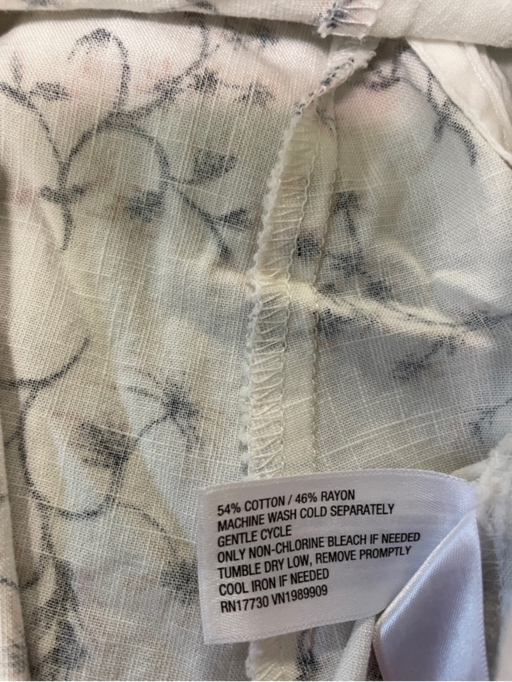 Universal Thread White Floral Elbow Sleeve V-Neck A Line Mini Skater Dress NWT - Picture 7 of 8